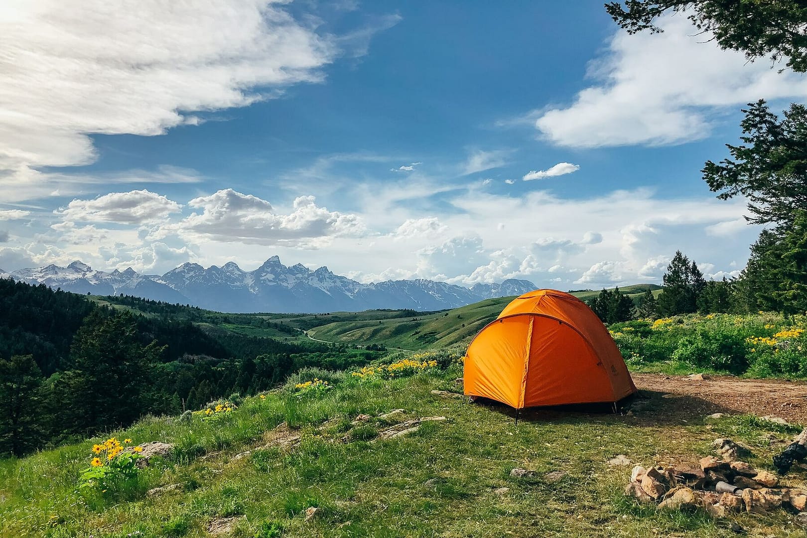 Image of tent in Wyoming to convey the best test camping in Wyoming - Book Outdoors